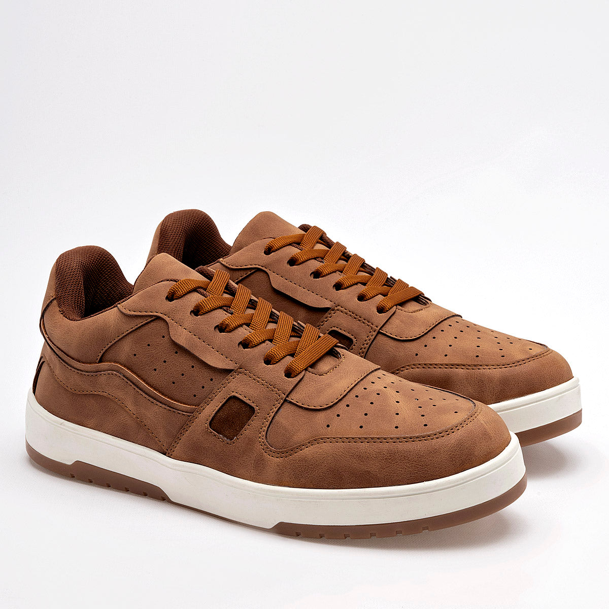 Tenis urbano para hombre marca Mora Urban Camel cod. 129372