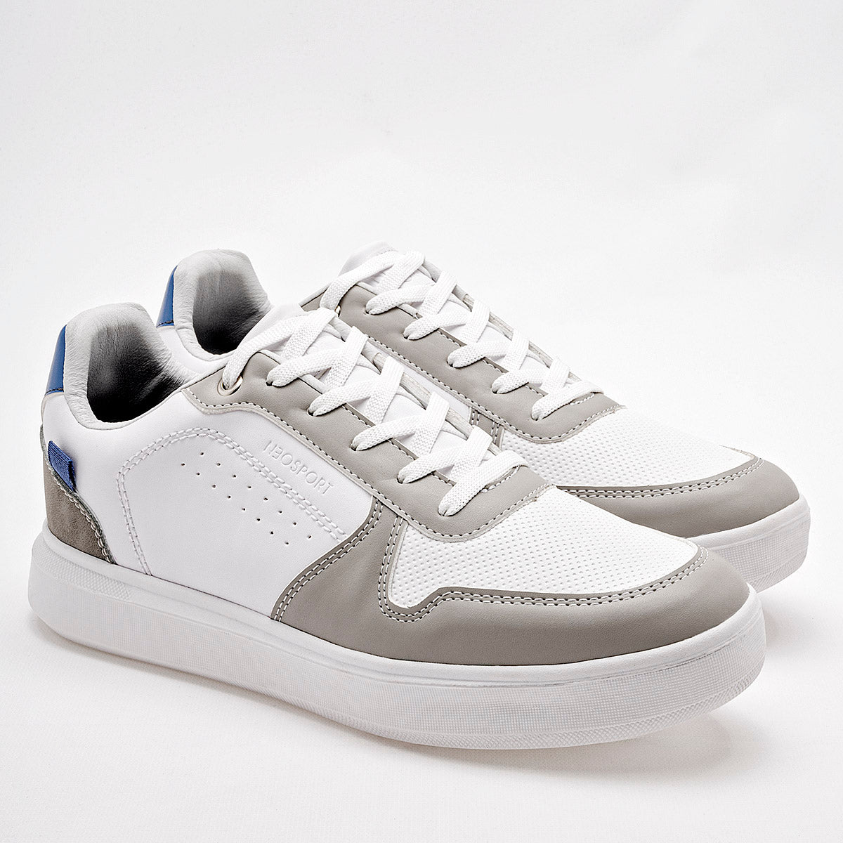 Tenis urbanos para hombre marca Neosport Blanco cod. 129379