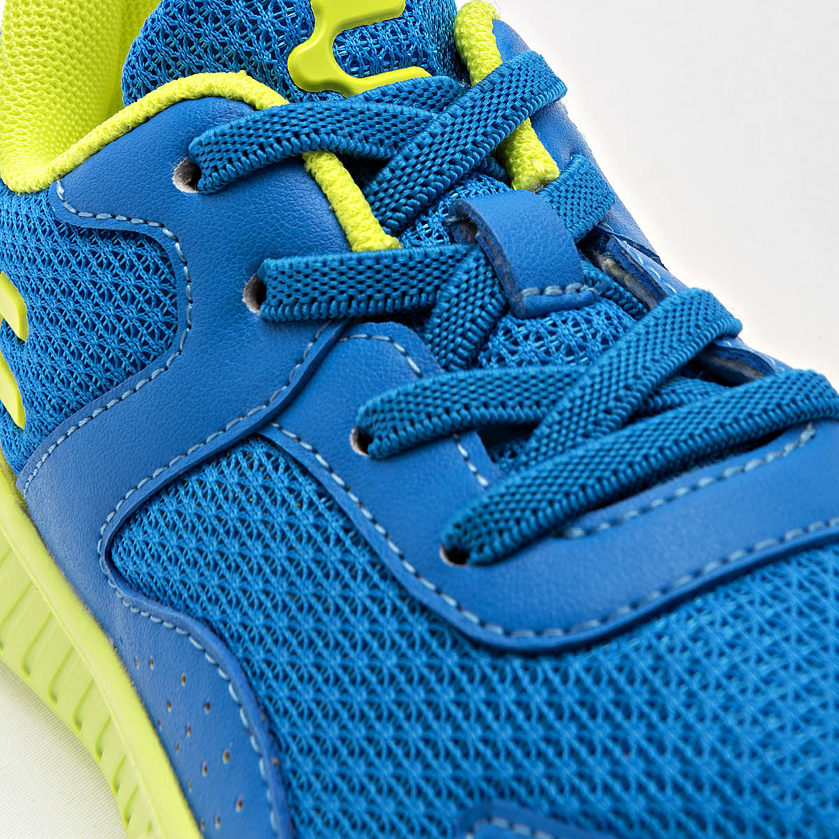 Pakar.com | Tienda online - Tenis urbano para Niño Charly - Envío gratis desde $500