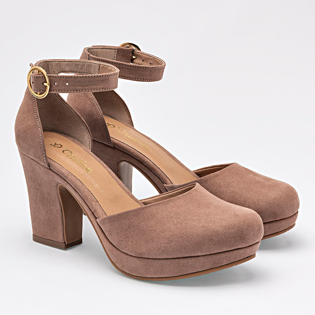 Zapatilla para mujer marca D'Cristian Beige cod. 129688