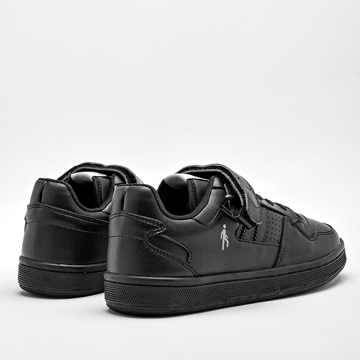 Tenis escolar para joven marca Mora Urban Negro cod. 130050