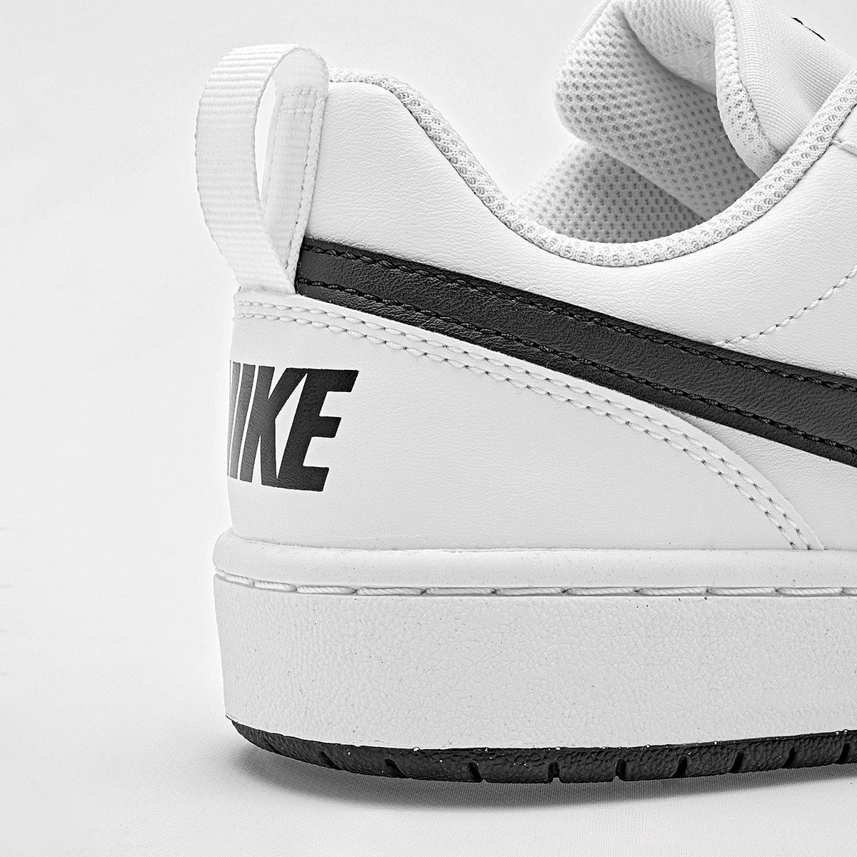 Tenis Court Borough Low Recraft Nike para Mujer