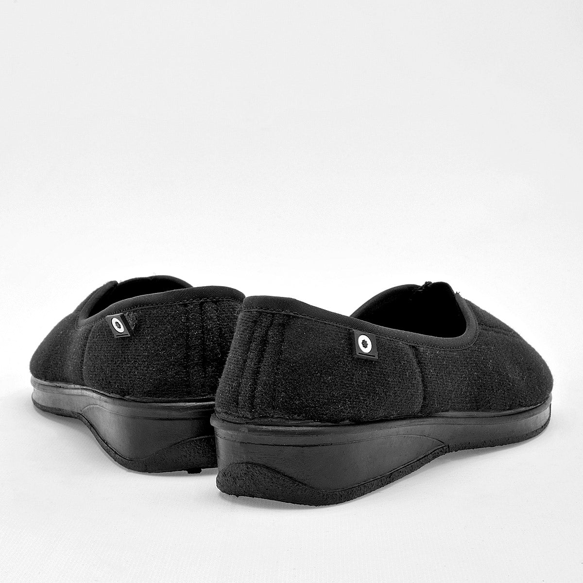Pakar.com | Tienda online - Pantufla Kira Mora Confort para mujer
