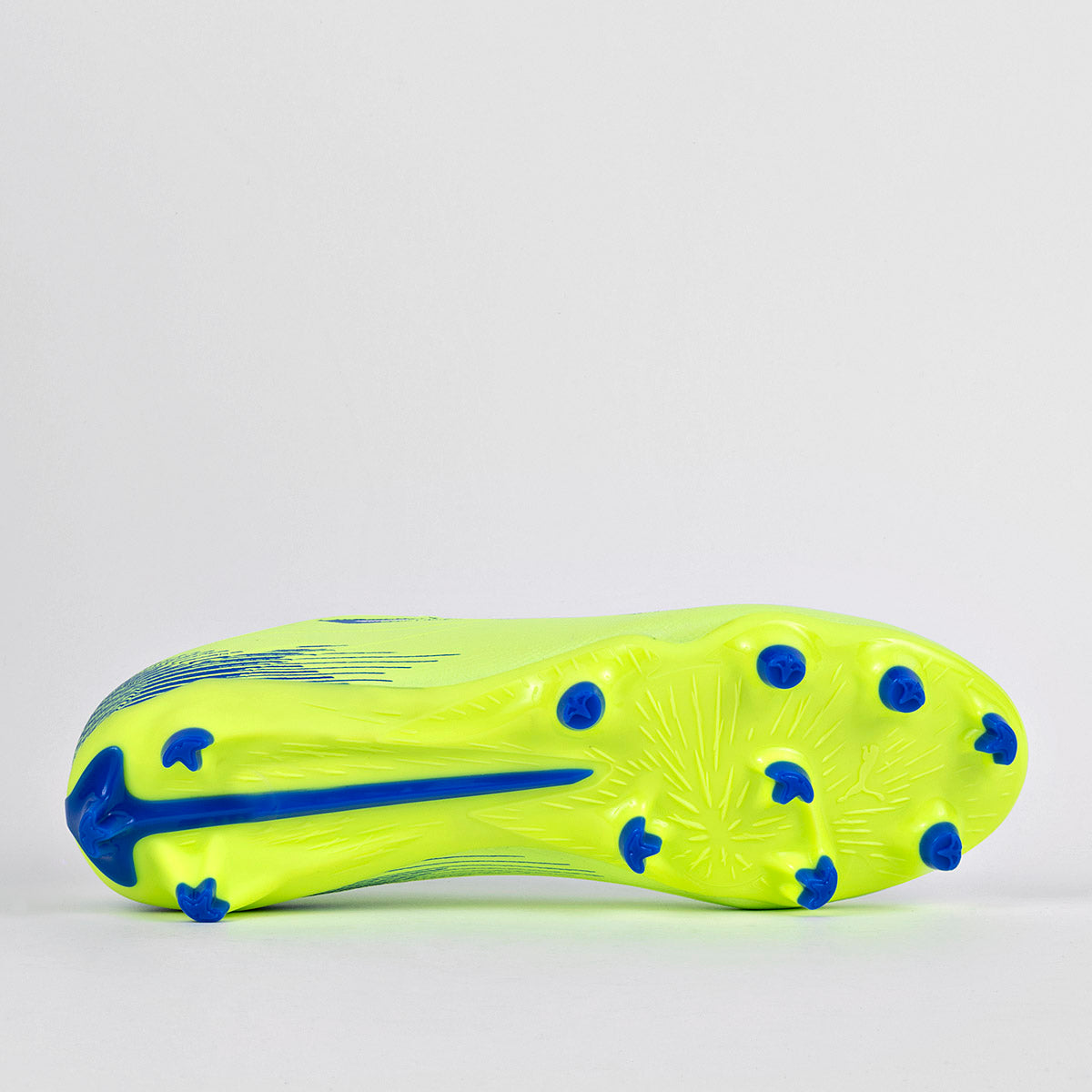 Tenis Ultra 5 Play FG/AG Puma para Hombre