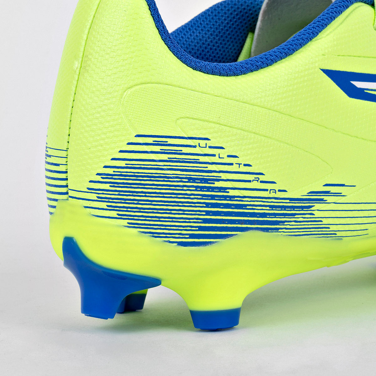 Tenis Ultra 5 Play FG/AG Puma para Hombre
