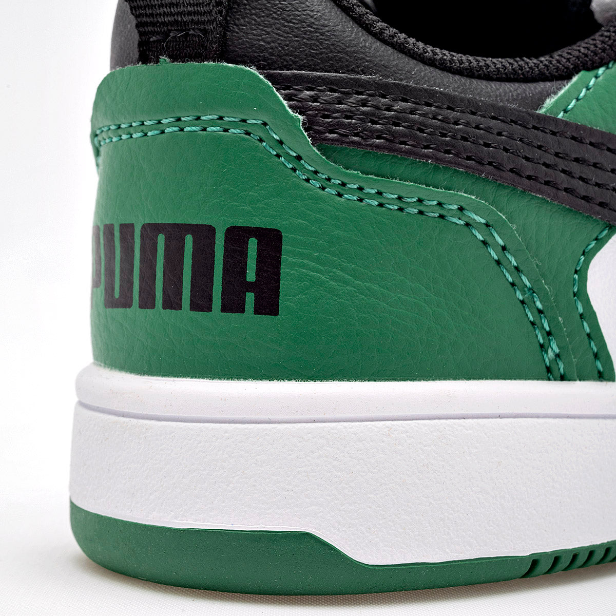 Tenis Rebound v6 Lo AC+ PS Puma para Niño