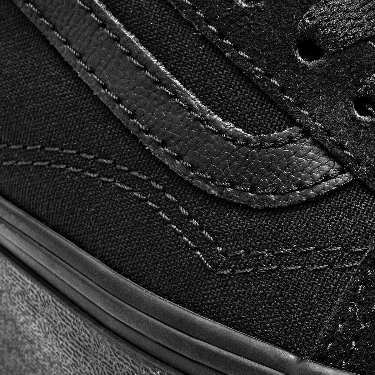 Tenis UA Old Skool Stackform Vans para Mujer