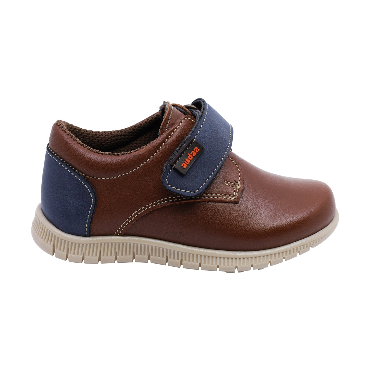 Zapato casual para Niño marca Audaz Café cod. 130467