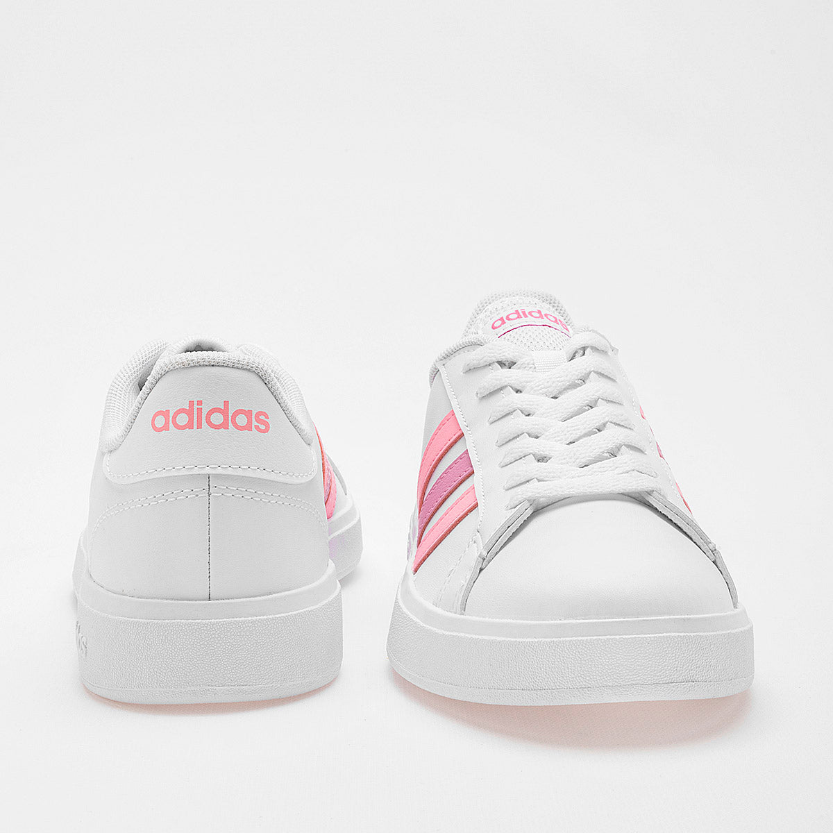 Pakar.com | Tienda online - Tenis urbano para mujer Adidas - Envío gratis desde $500