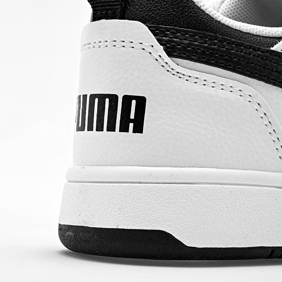 Tenis Rebound v6 Lo AC+ PS Puma para Niño