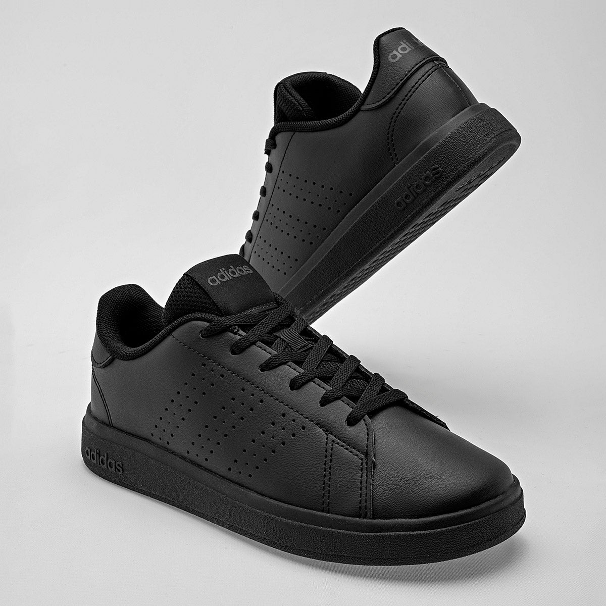 Tenis Advantage Base 2.0 para Mujer marca Adidas Negro