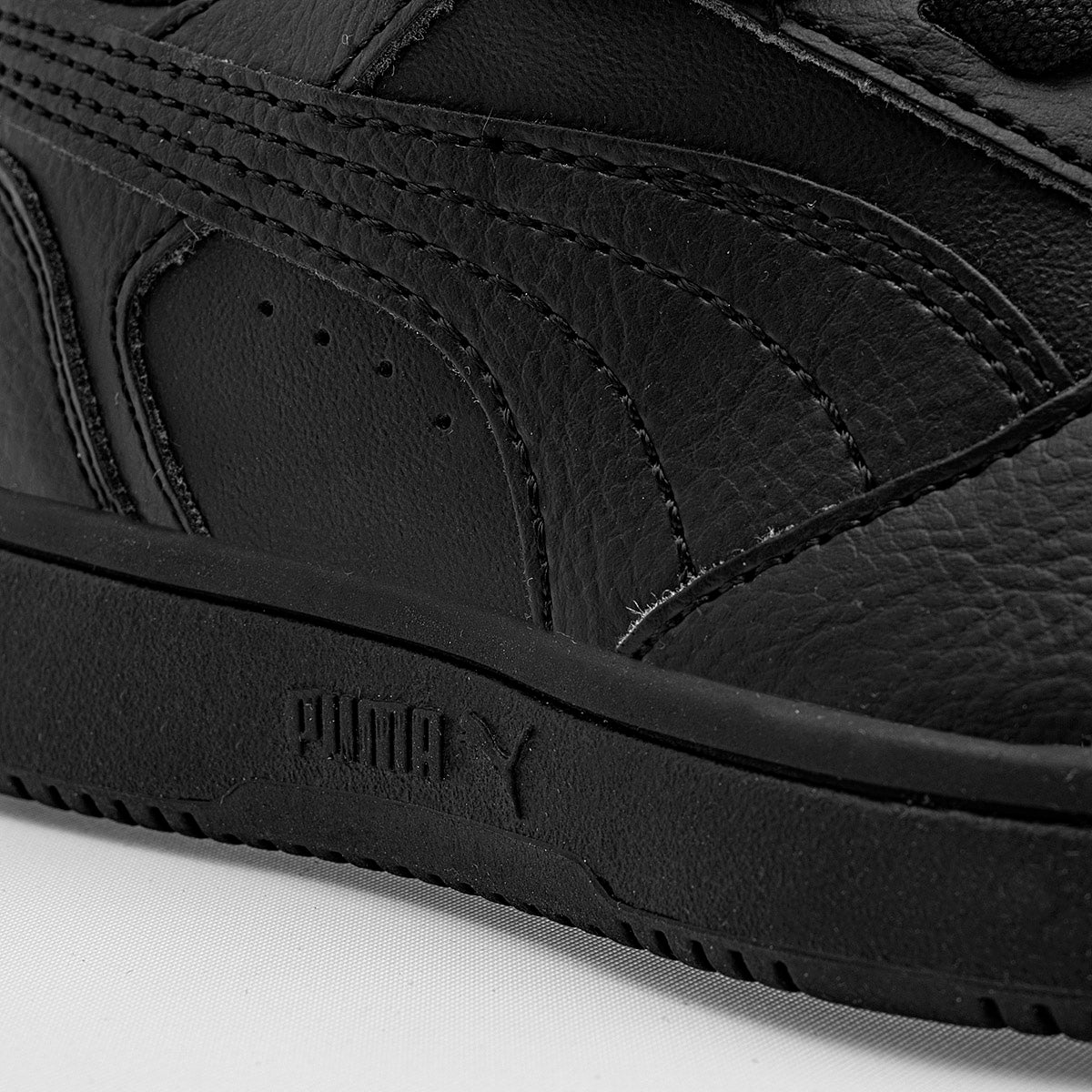 Tenis Rebound v6 Lo AC+ PS Puma para Niño