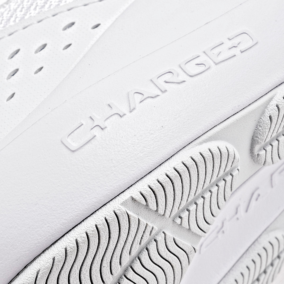 Tenis UA Charged Surge 4 Under Armour para Joven