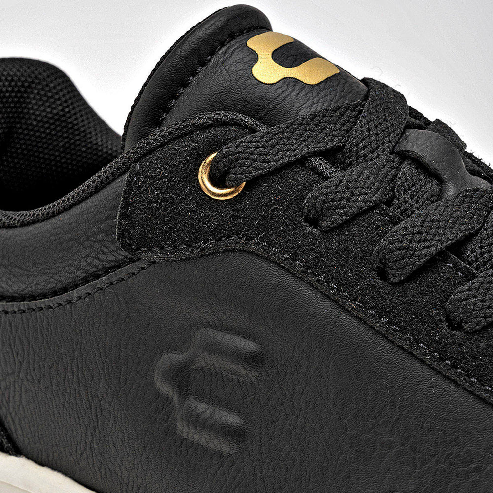 Pakar.com | Tienda online - Tenis urbano para mujer Charly - Envío gratis desde $500