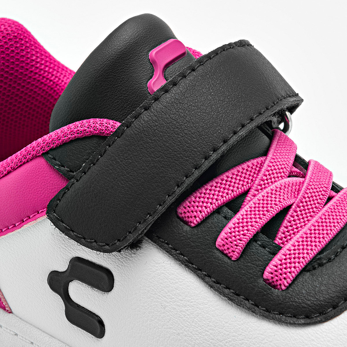 Pakar.com | Tienda online - Tenis urbano para niña Charly - Envío gratis desde $500