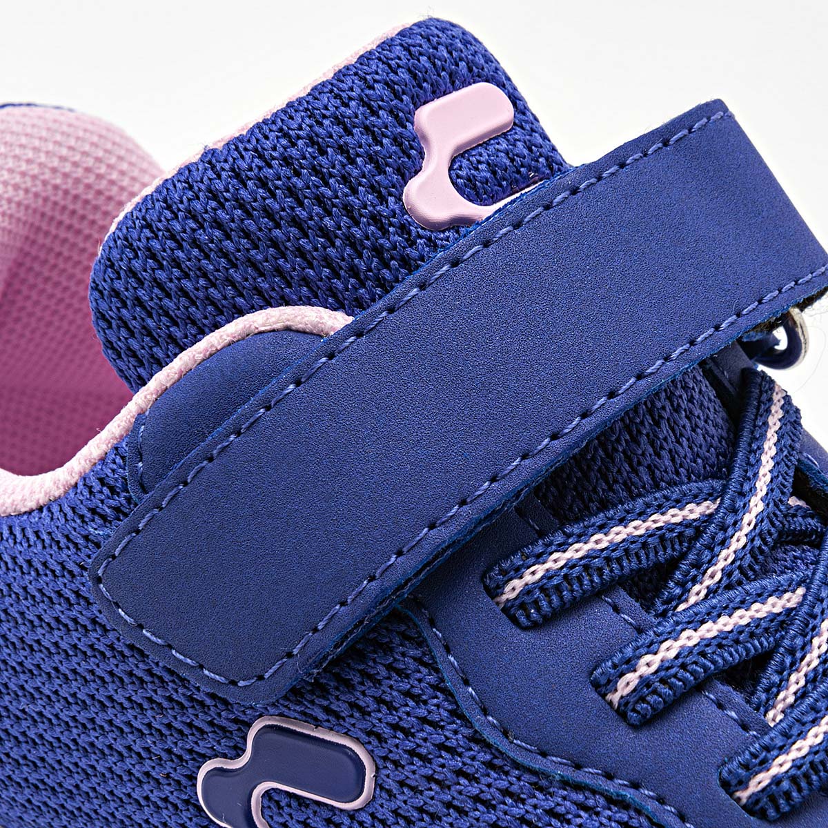 Pakar.com | Tienda online - Tenis deportivo para niña Charly - Envío gratis desde $500