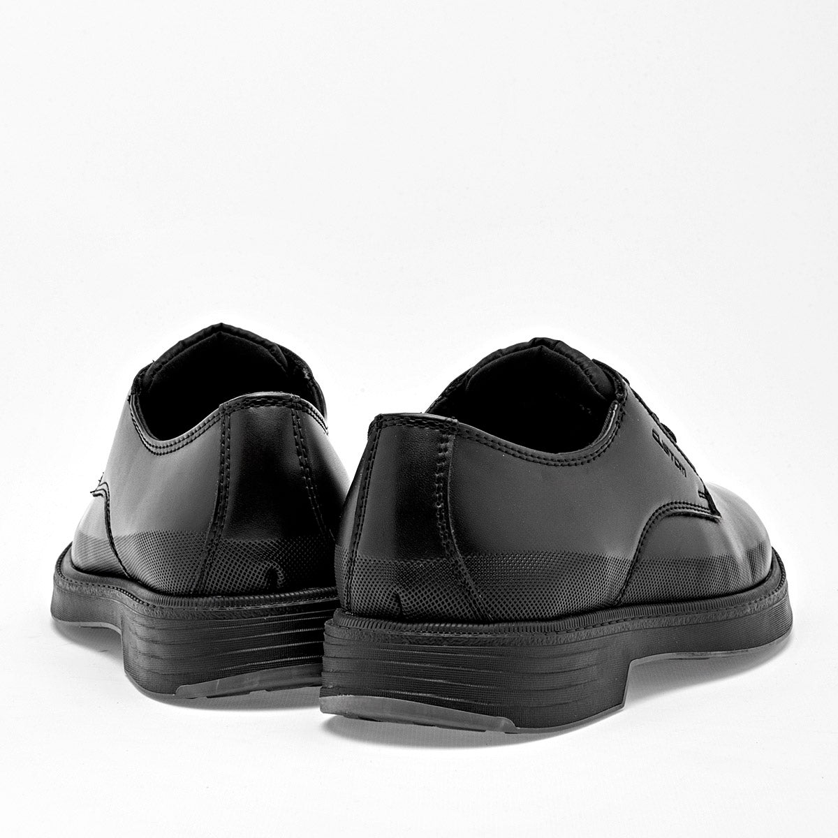 Pakar.com | Tienda online - Zapato casual para hombre Negro Total - Envío gratis desde $500