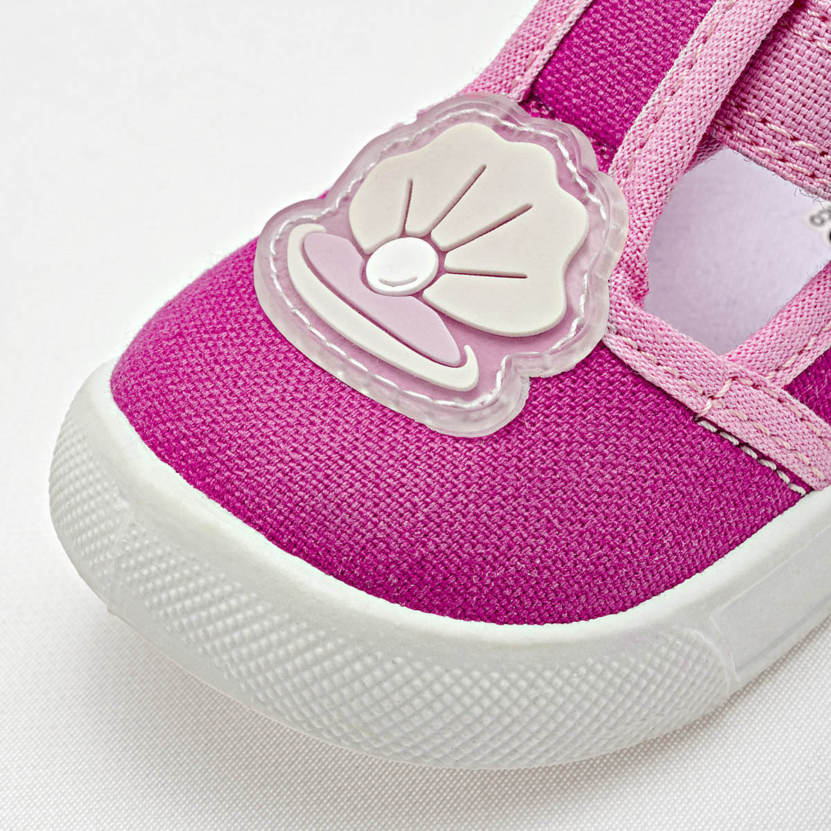 Pakar.com | Tienda online - Tenis urbano para bebé niña Bubble Gummers - Envío gratis desde $500