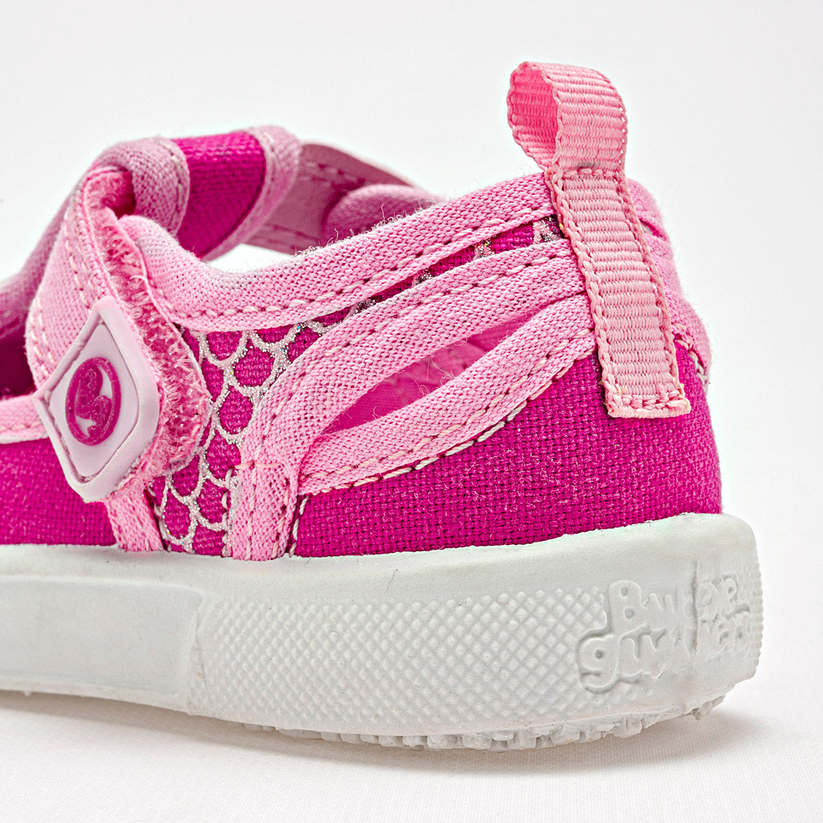 Pakar.com | Tienda online - Tenis urbano para bebé niña Bubble Gummers - Envío gratis desde $500