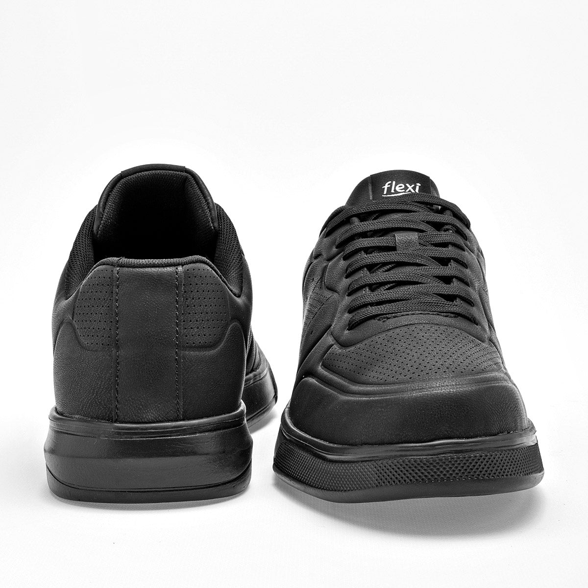 Pakar.com | Tienda online | Calzado Escolar | Zapato casual para Hombre marca Flexi Negro | Regreso a clases | Vacaciones de Verano
