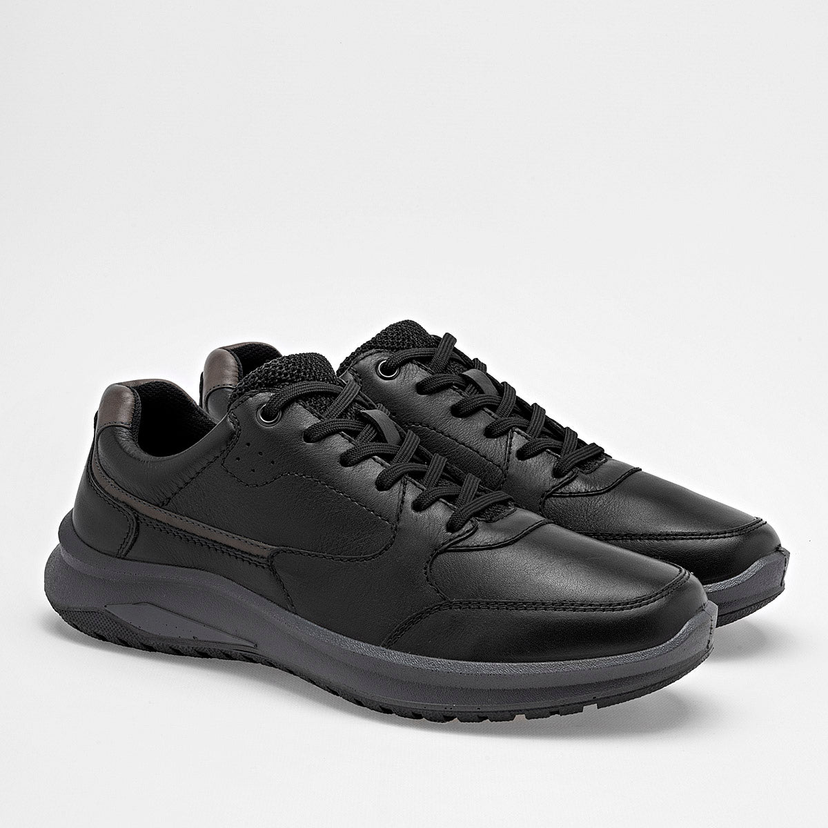 Pakar.com | Tienda online | Calzado Escolar | Zapato casual para Hombre marca Flexi Negro | Regreso a clases | Vacaciones de Verano