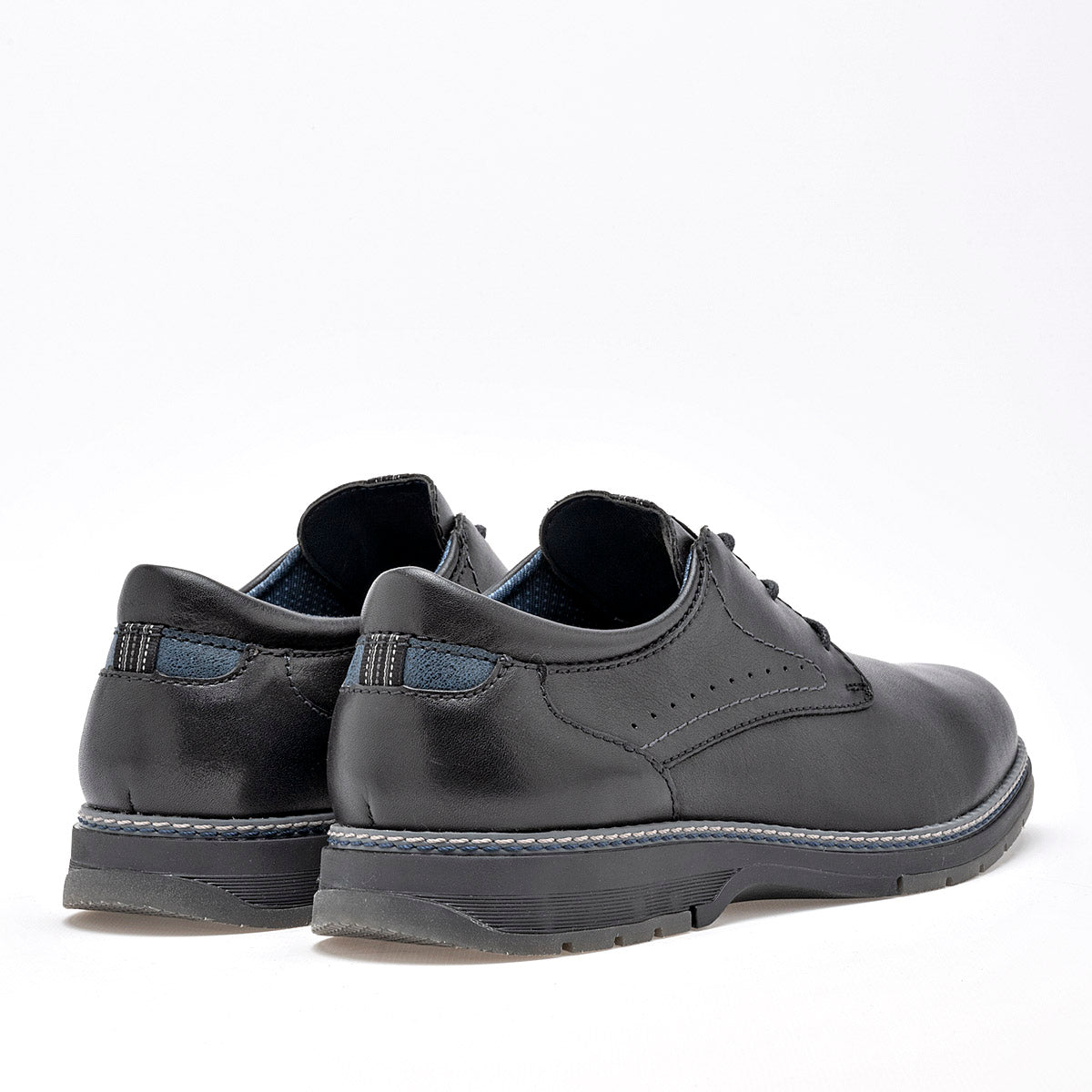 Pakar.com | Tienda online | Calzado Escolar | Zapato casual para Hombre marca Flexi Negro | Regreso a clases | Vacaciones de Verano