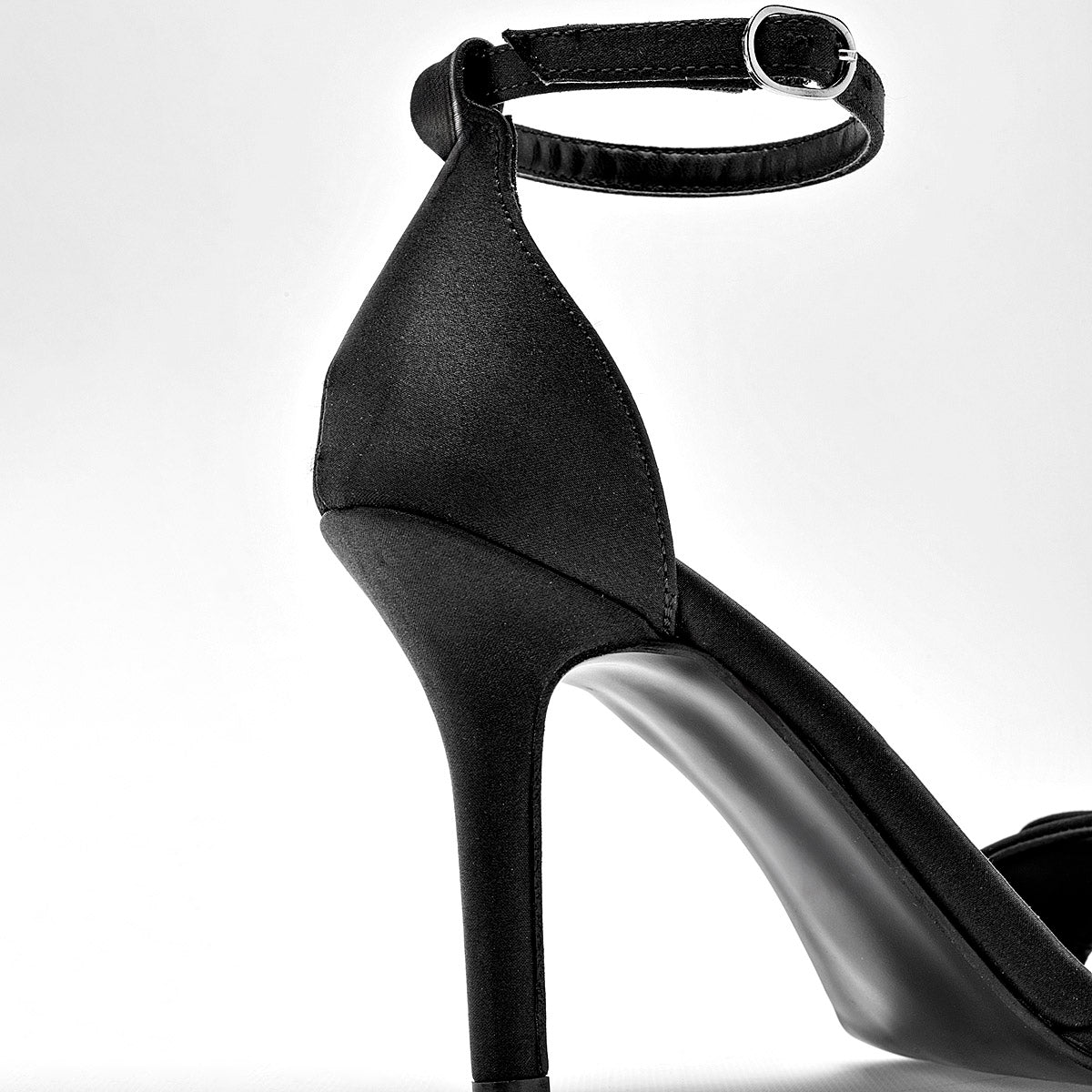 Pakar.com | Tienda online - Zapatilla para mujer Lady Paulina - Envío gratis desde $500