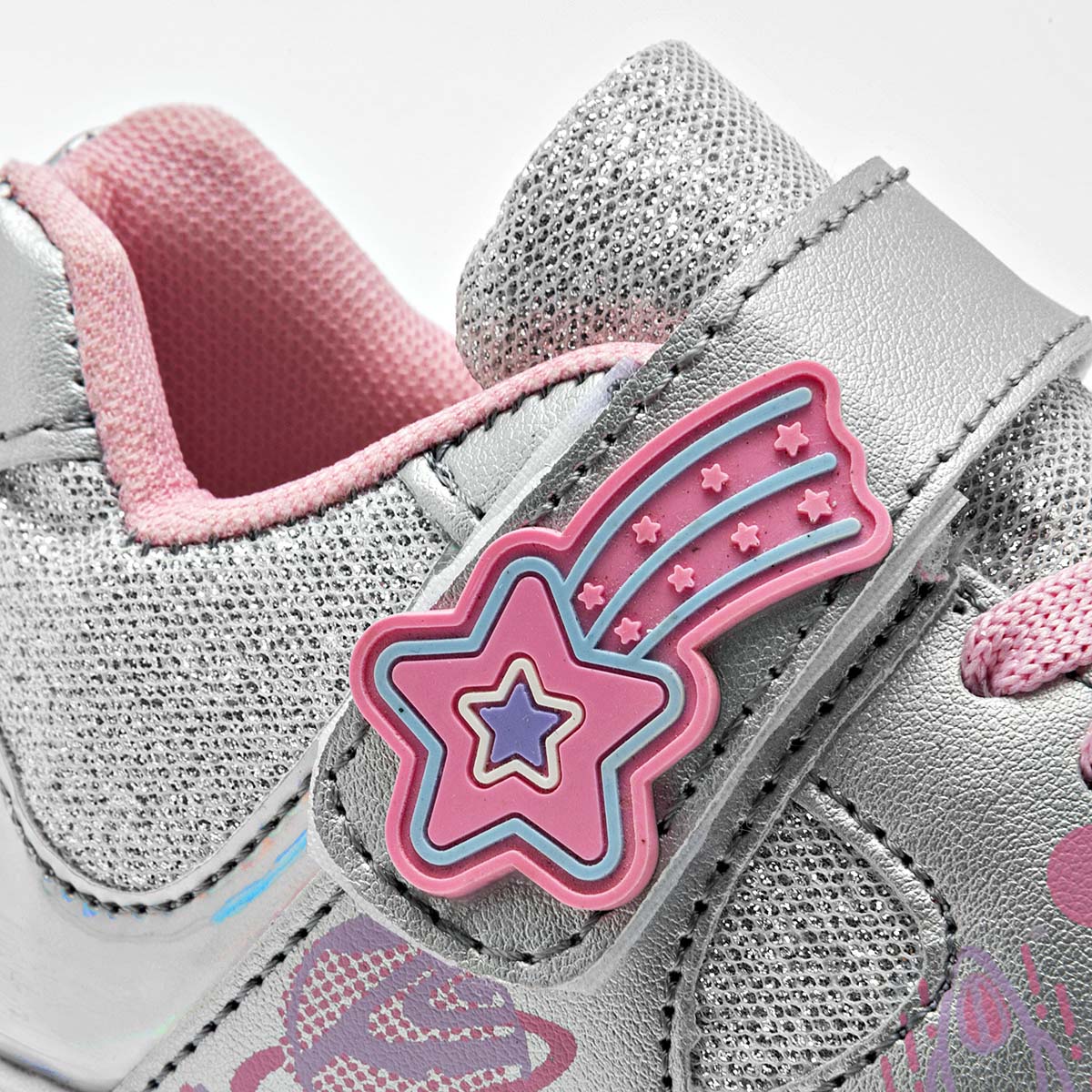 Pakar.com | Tienda online - Tenis urbano para niña Leoneti - Envío gratis desde $500