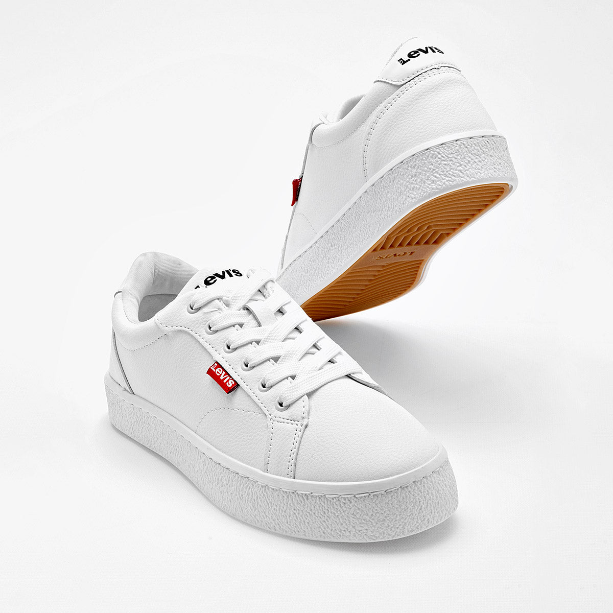 Pakar.com | Tienda online - Tenis urbano para hombre Levi's - Envío gratis desde $500