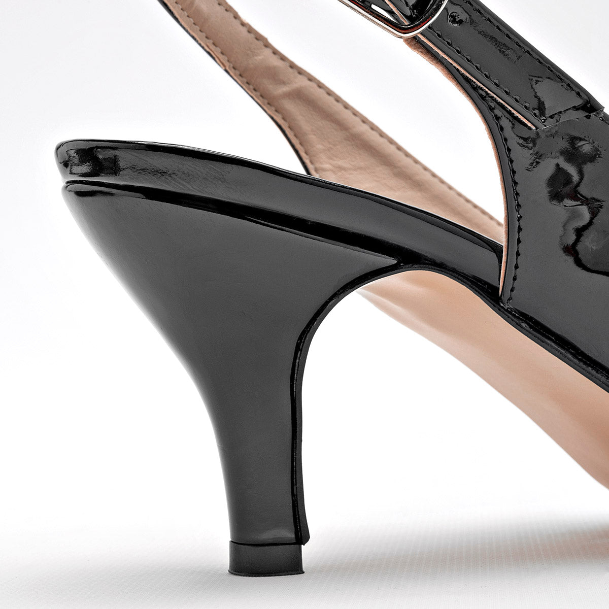 Pakar.com | Tienda online - Zapatilla para mujer Mary Cecy - Envío gratis desde $500