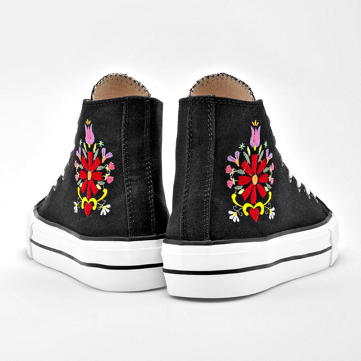 Pakar.com | Tienda online - Tenis urbano para mujer Mora Tierra - Envío gratis desde $500
