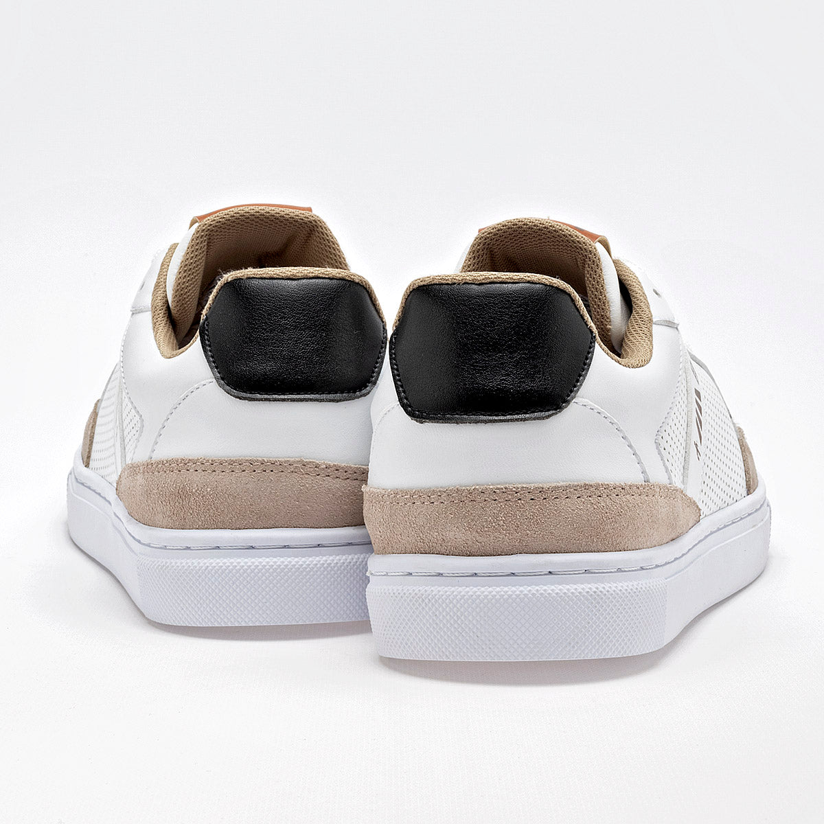 Pakar.com | Tienda online - Tenis urbano para hombre Mora Urban - Envío gratis desde $500