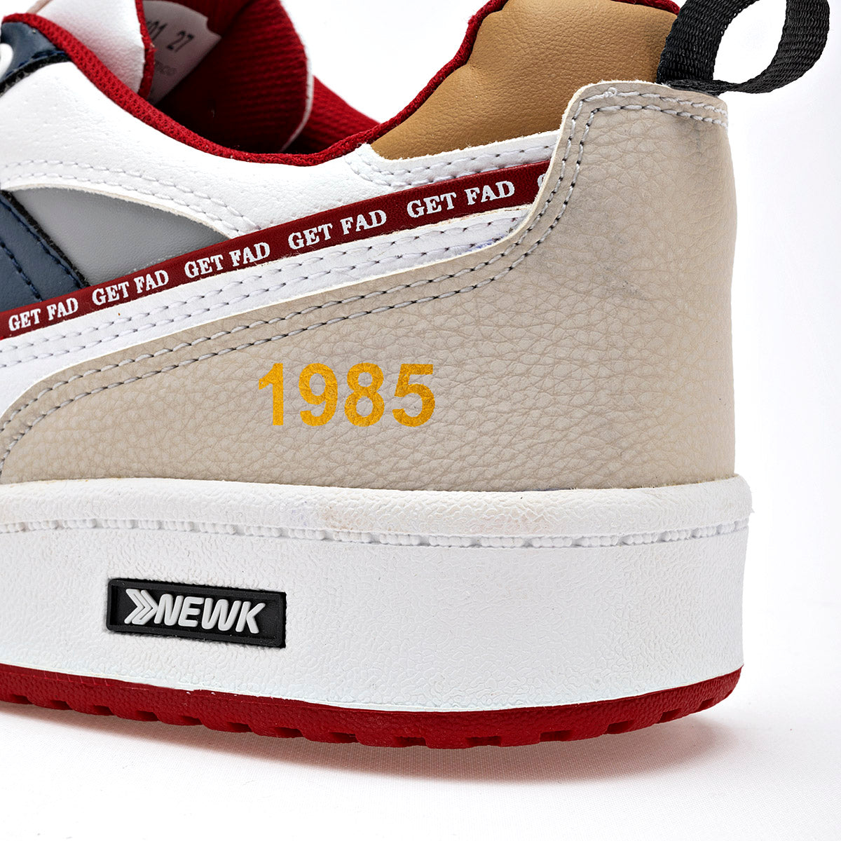 Pakar.com | Tienda online - Tenis urbano para hombre Newk - Envío gratis desde $500