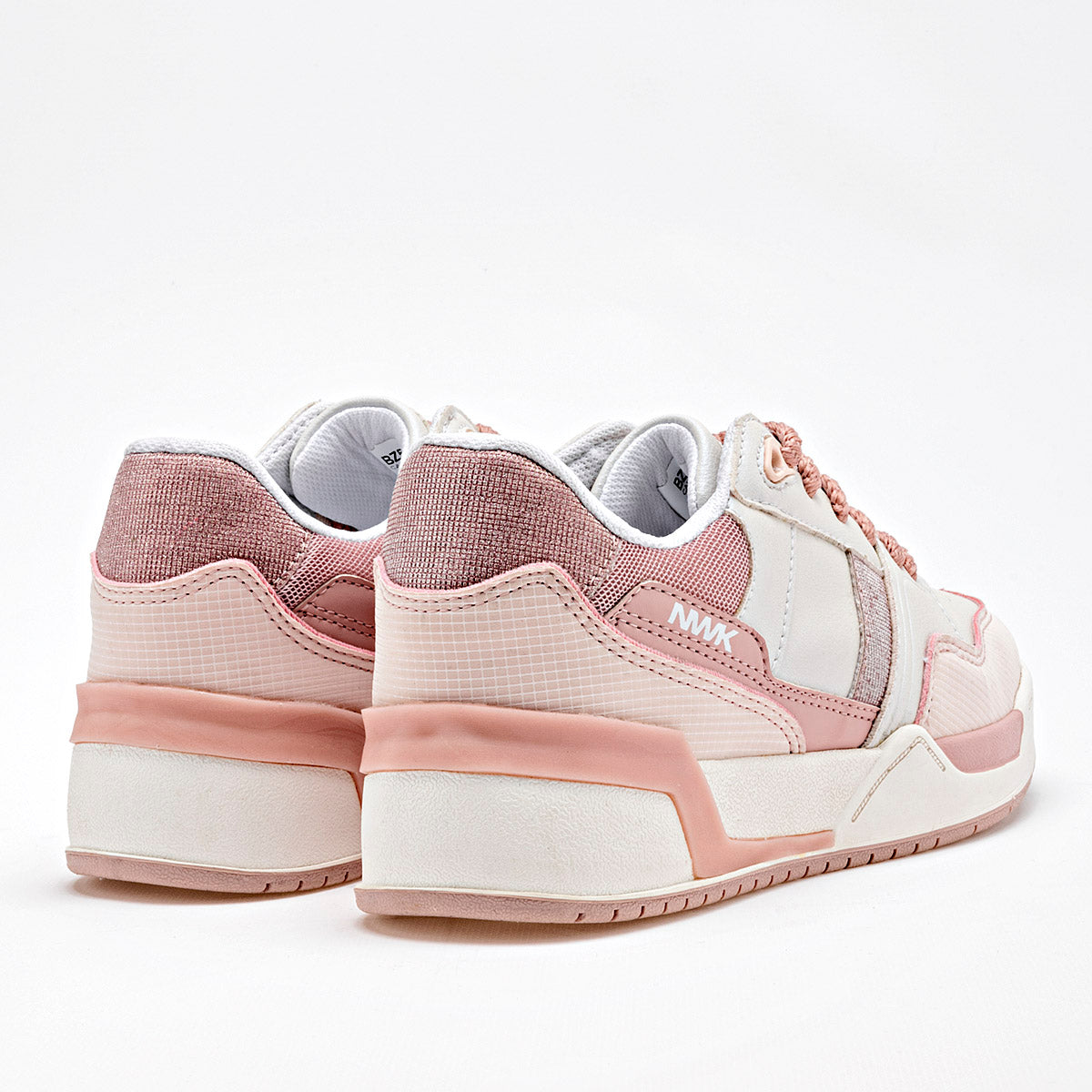 Pakar.com | Tienda online - Tenis urbano para mujer Newk - Envío gratis desde $500