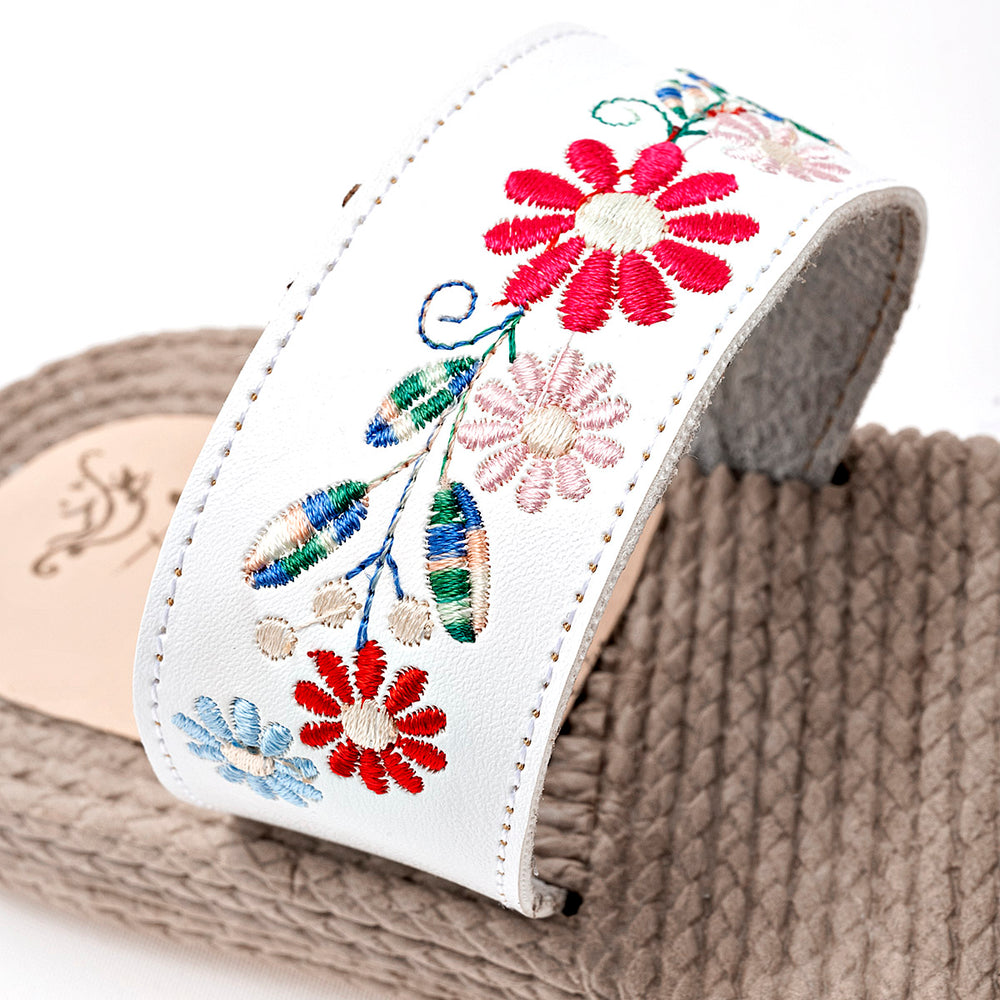 Pakar.com | Tienda online - Sandalia para mujer Risel - Envío gratis desde $500