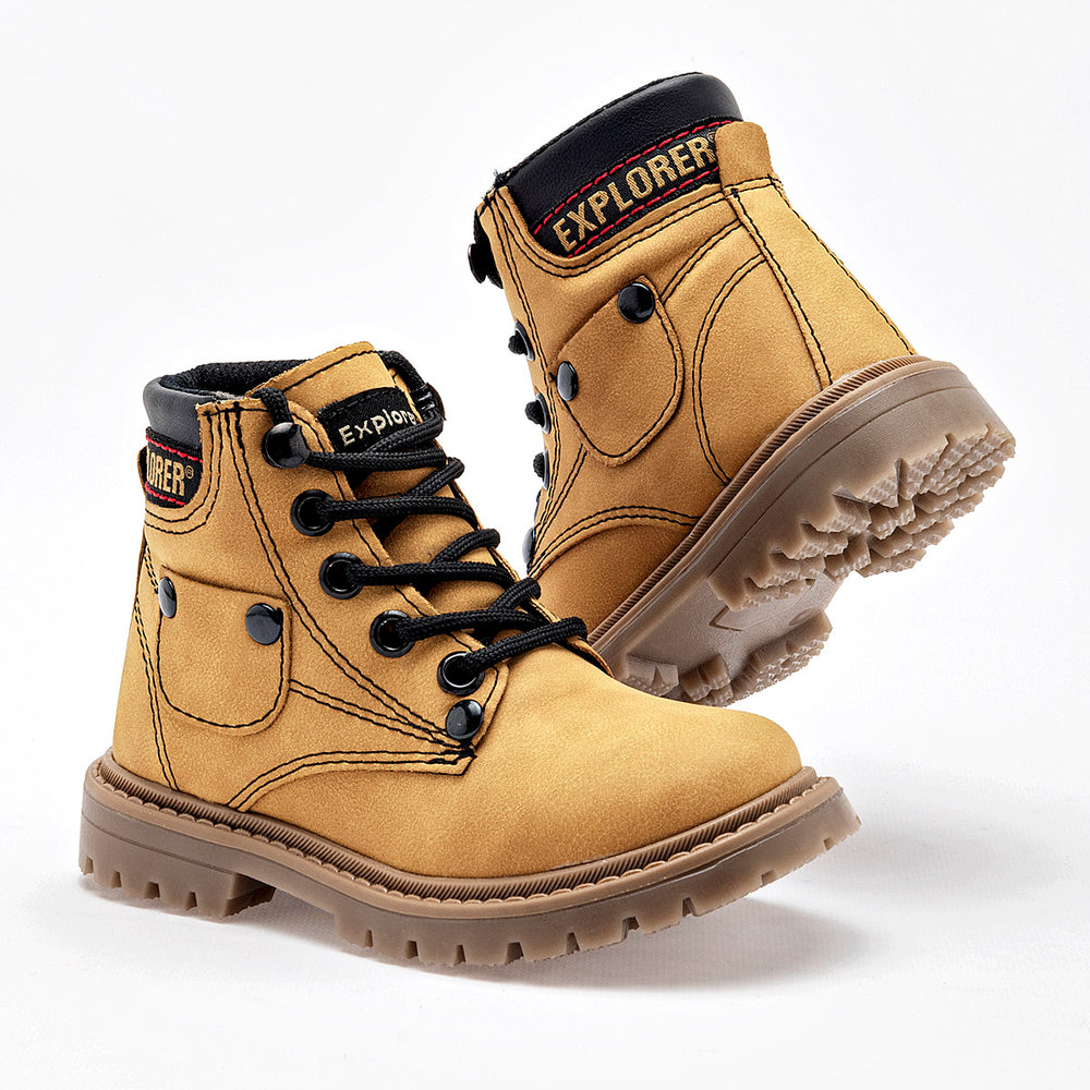 Pakar.com | Tienda online | Calzado Escolar | Bota Mcqueen para Niño preescolar | Regreso a clases | Vacaciones de Verano