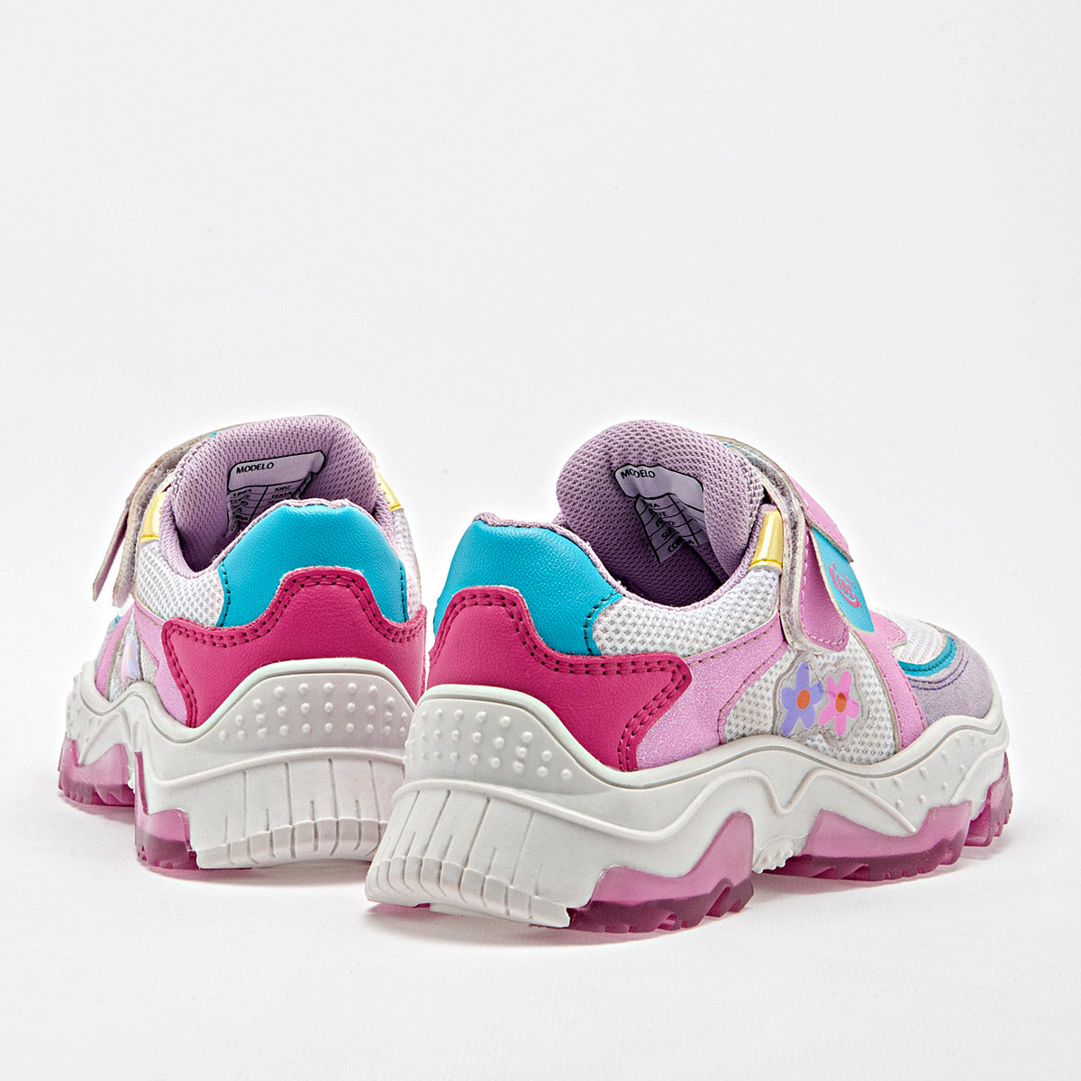 Pakar.com | Tienda online - Tenis urbano para niña Wafiq Shoes - Envío gratis desde $500
