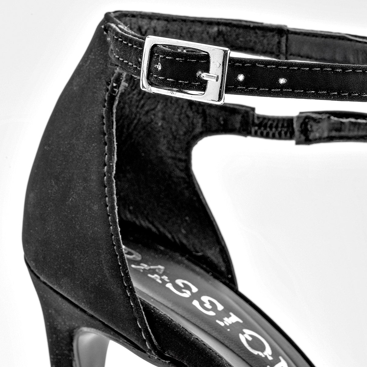 Pakar.com | Tienda online - Zapatilla para mujer Clasben - Envío gratis desde $500