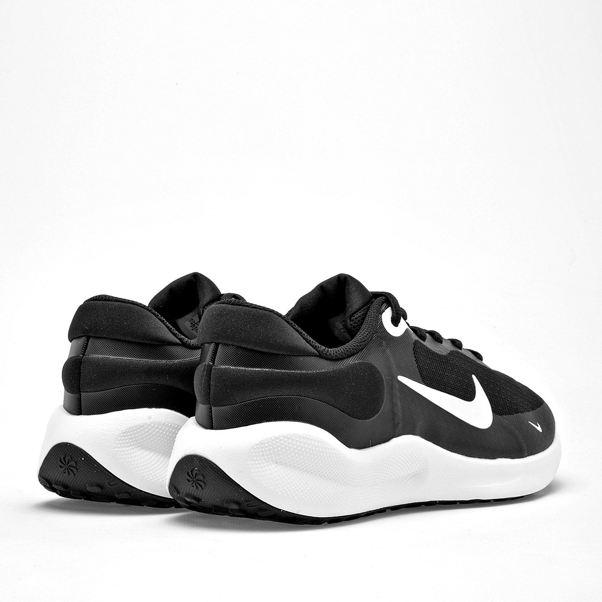 Tenis Revolution 7GS Nike para Mujer