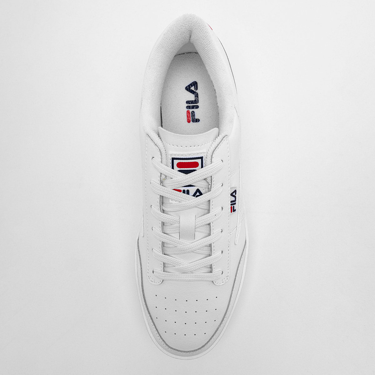 Pakar.com | Tienda online - Tenis urbano para hombre Fila - Envío gratis desde $500