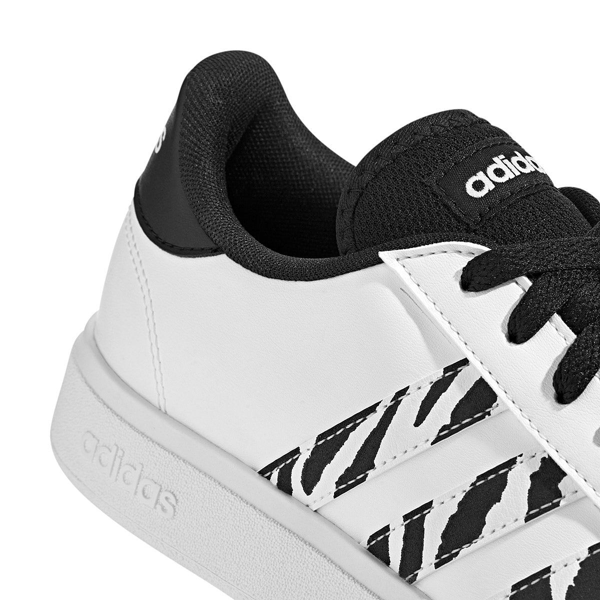 Pakar.com | Tienda online - Tenis urbano para mujer Adidas - Envío gratis desde $500
