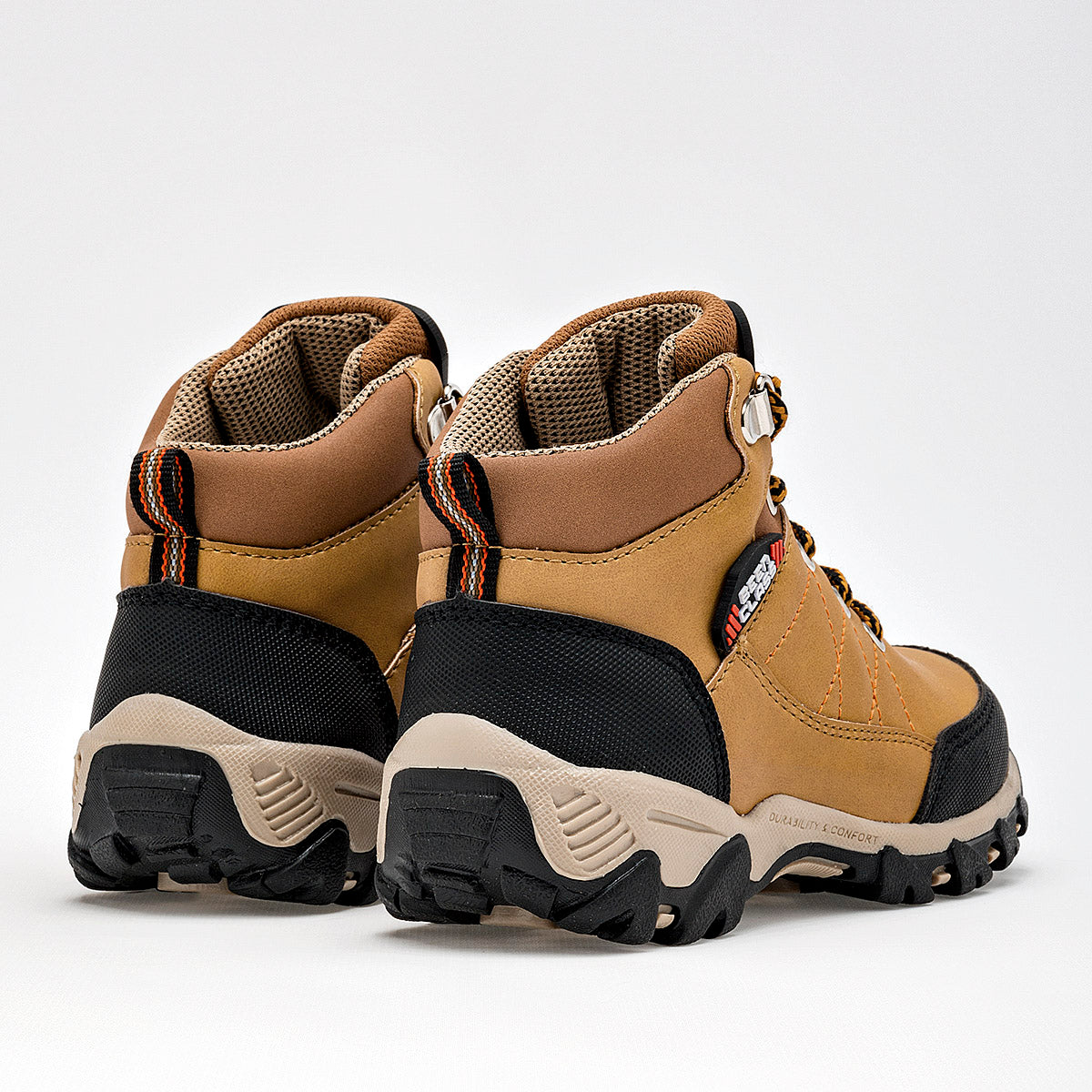 Pakar.com | Tienda online - Zapato para hacer hiking para niño Been Class - Envío gratis desde $500