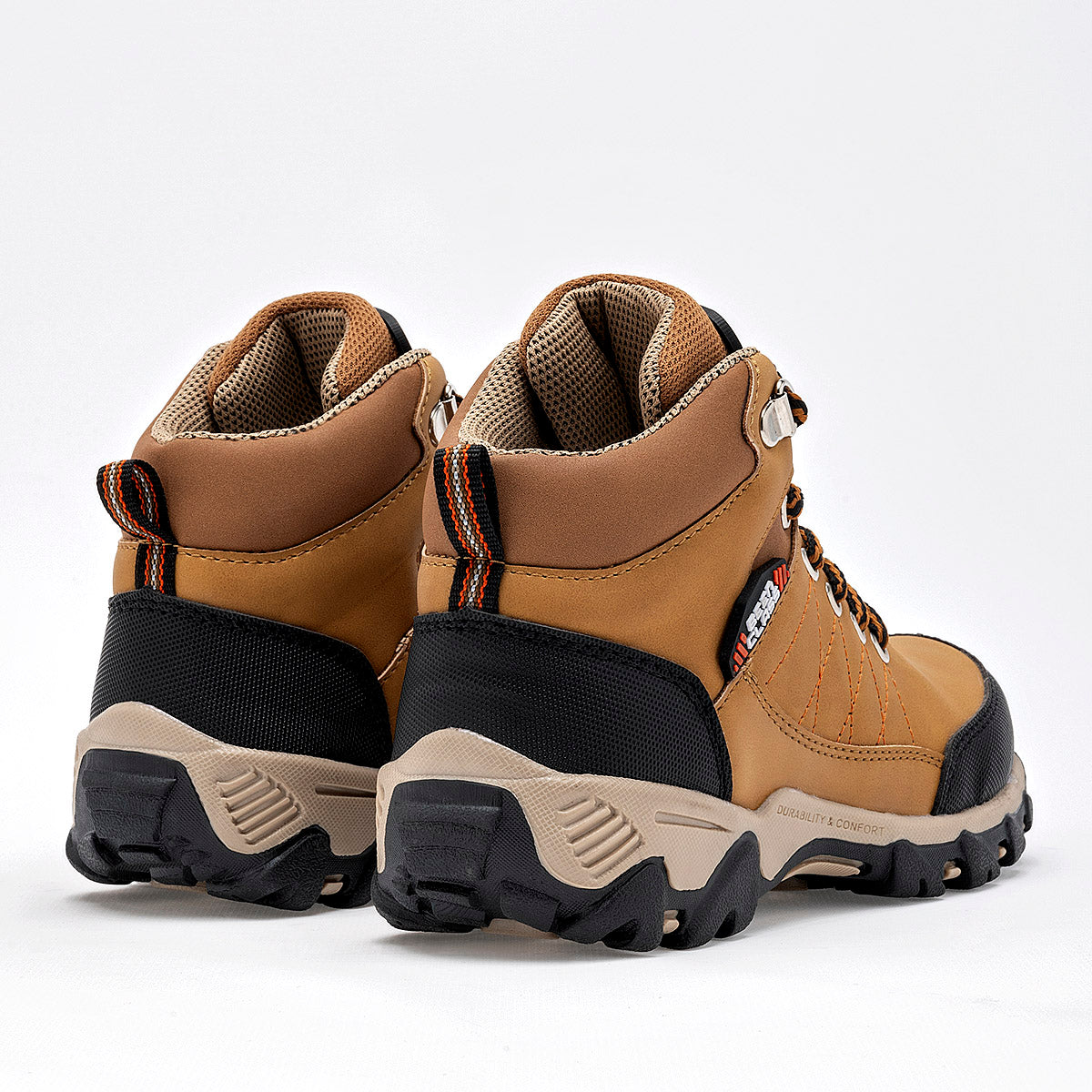 Pakar.com | Tienda online - Zapato para hacer hiking para niño Been Class - Envío gratis desde $500