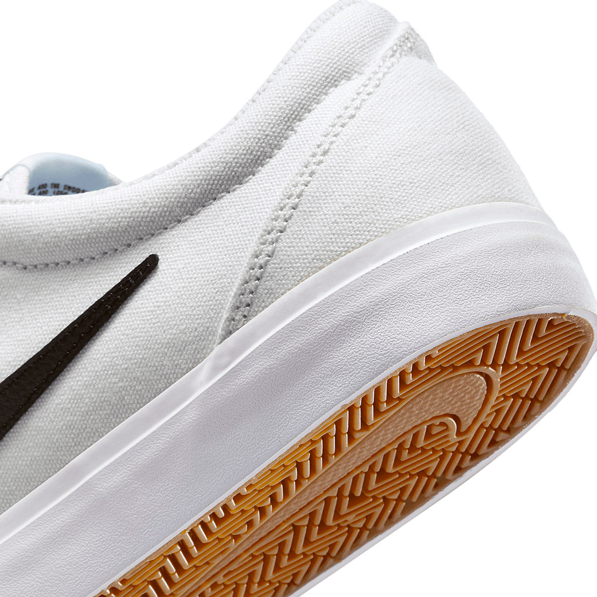 Tenis Charge Canvas Nike para Hombre