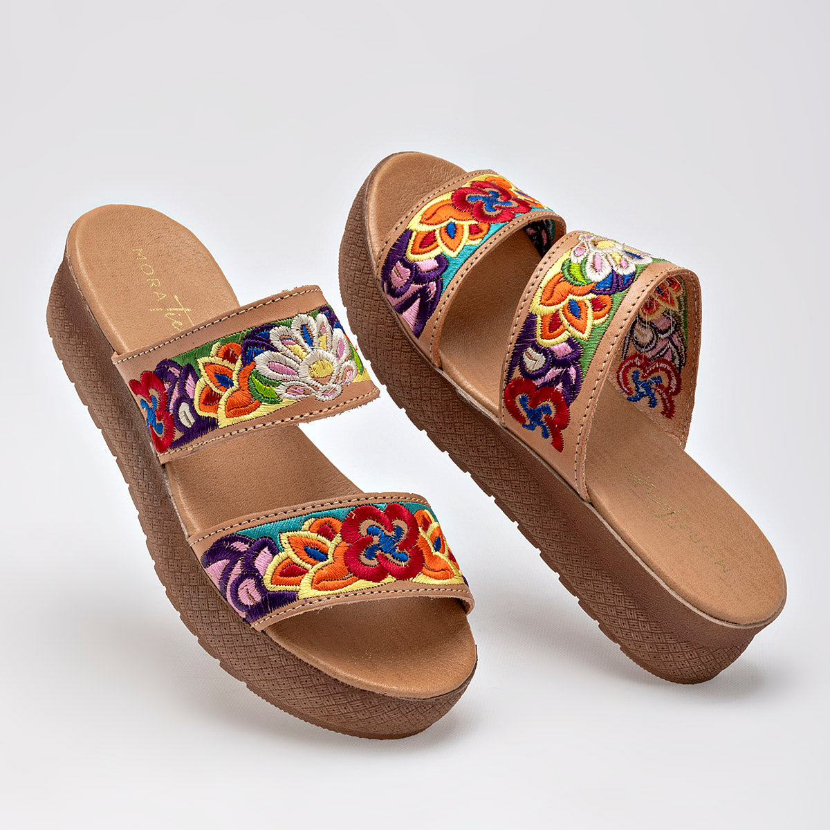 Mora Tierra Sandalia para mujer