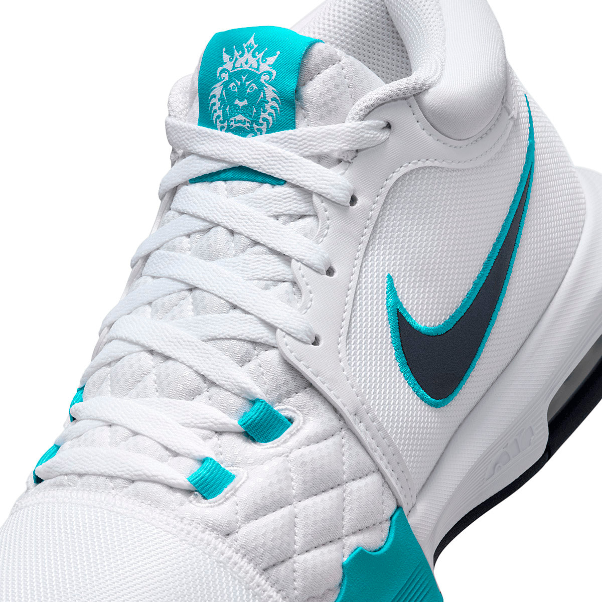 Tenis Lebron Witness VIII Nike para Hombre
