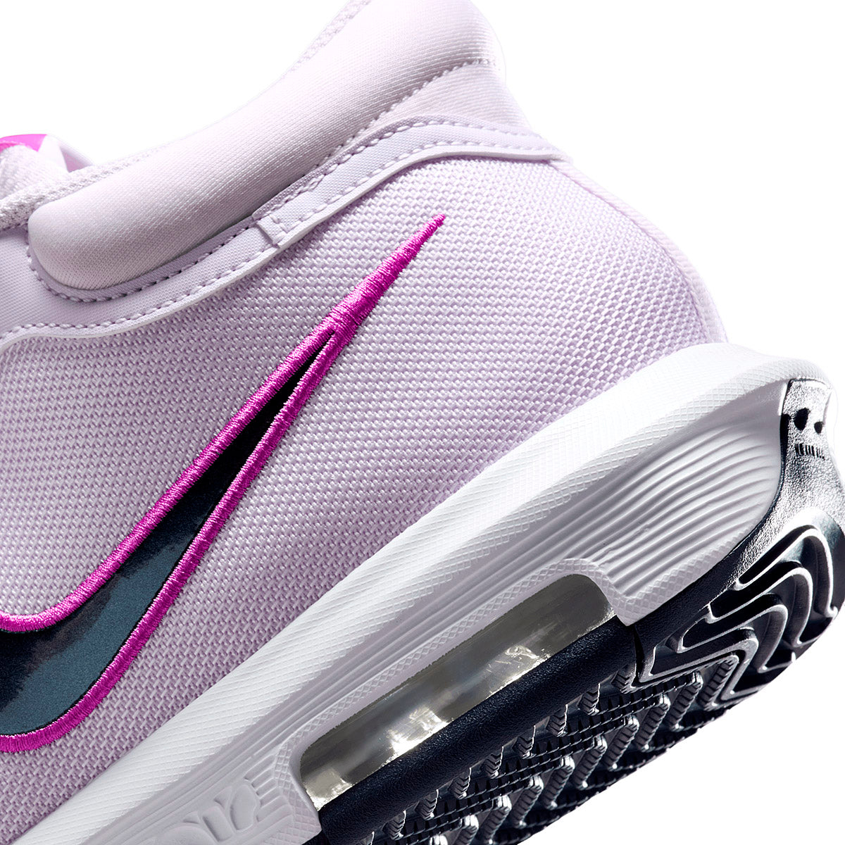 Tenis Lebron Witness VIII Nike para Hombre