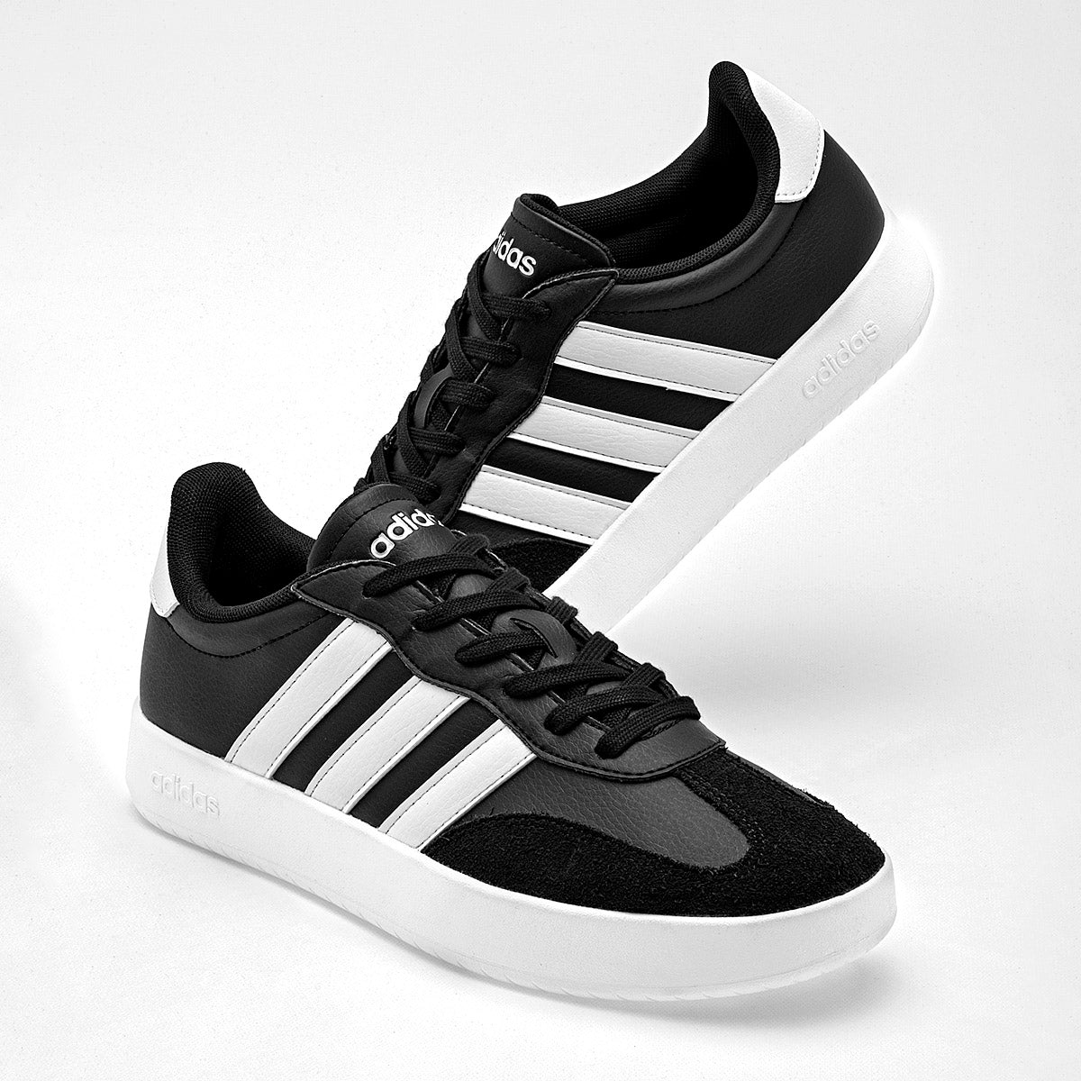 Adidas Barreda Tenis urbano para hombre