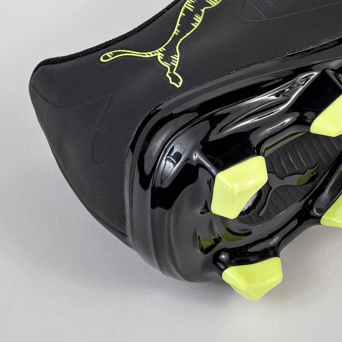 Tenis Future 8 Play FG/AG Puma para Hombre