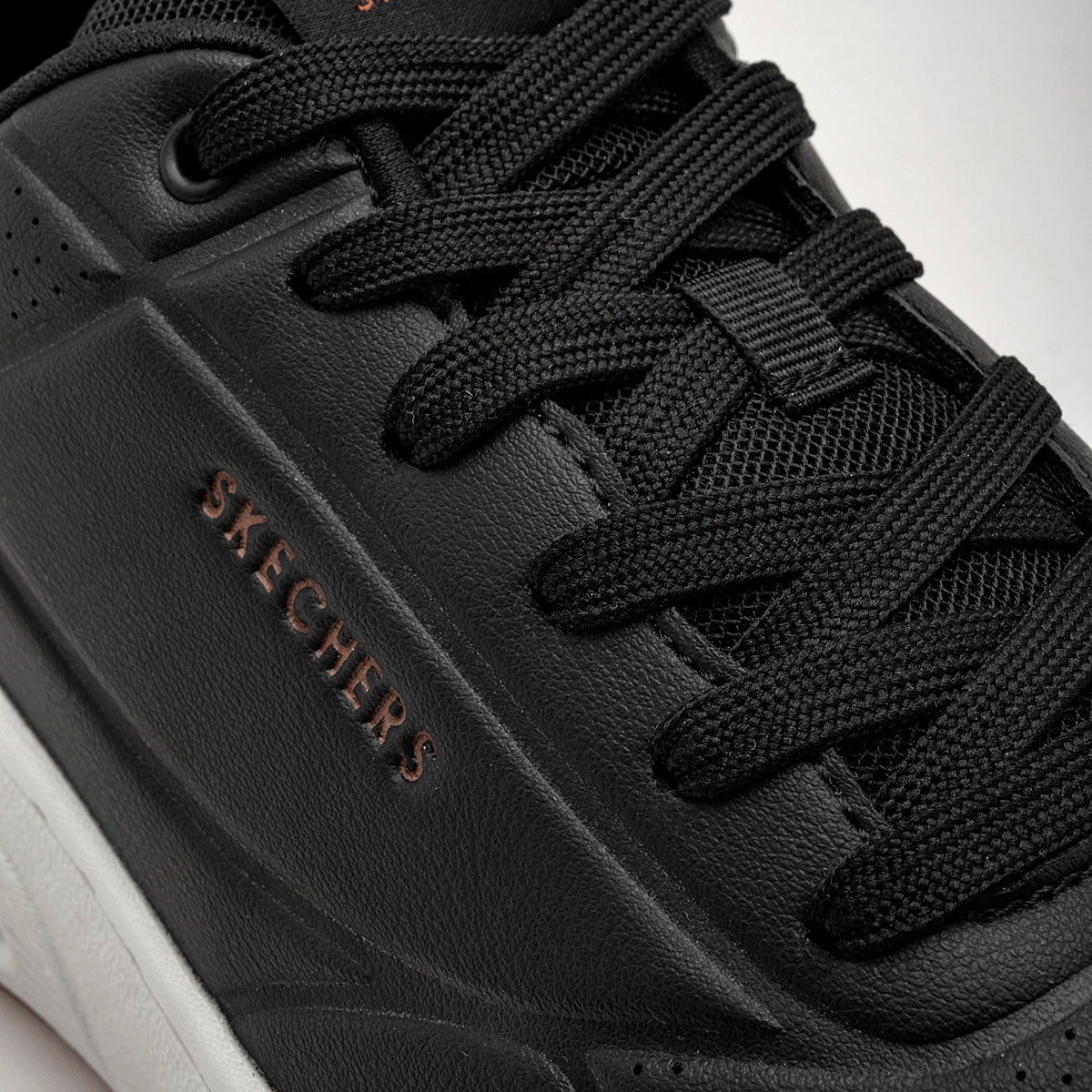 Tenis Uno Court Skechers para Hombre